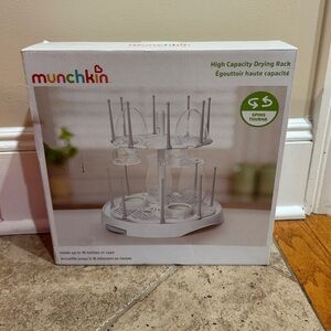 NWT Munchkin High Capacity White Bottle Drying Rack